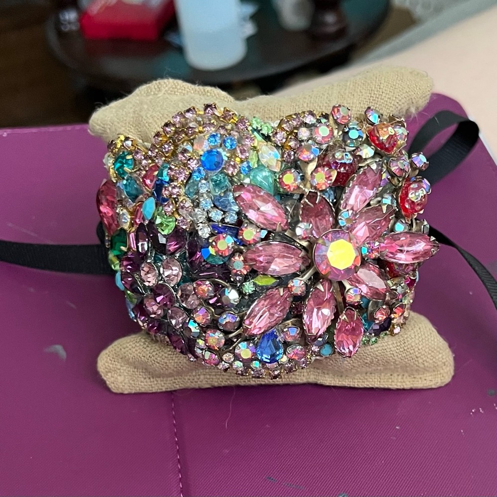 Custom Doloris Petunia Cuff